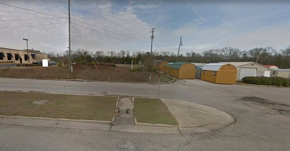 Land For Sale: 5350 McFarland Blvd, Northport, AL 35476